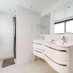 Brit Porte D'espagne Szálloda 3*