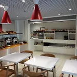 Brit Porte D'espagne Szálloda 3*
