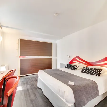 호텔 Brit Porte D'espagne 3*