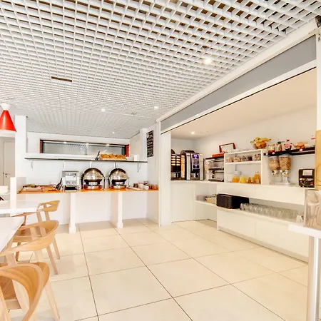 Brit Porte D'espagne 3*