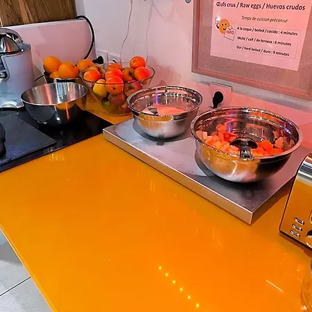 Hotel Brit Porte D'espagne 3*