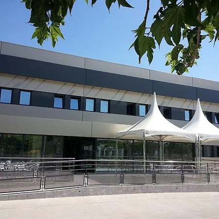 Hotel Brit Porte D'espagne 3*