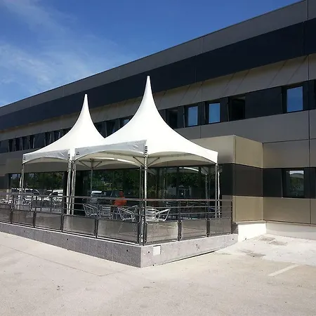 Brit Porte D'espagne Perpignan