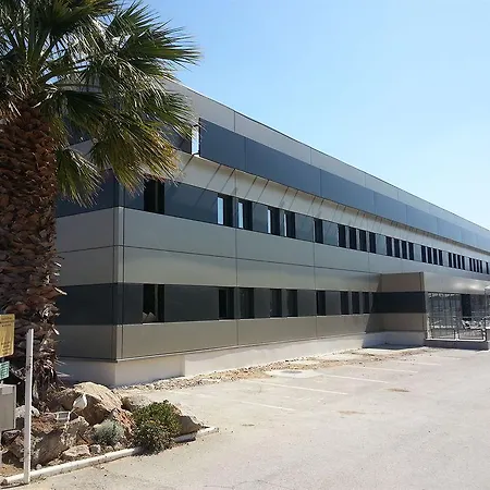 Hotel Brit Porte D'espagne 3*