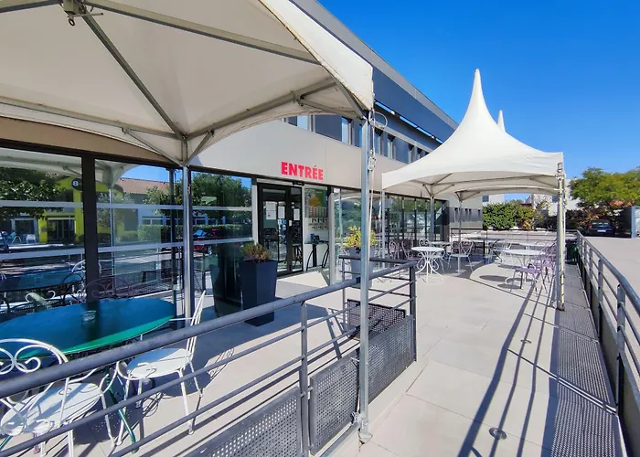 Hotel Brit Porte D'espagne 3*